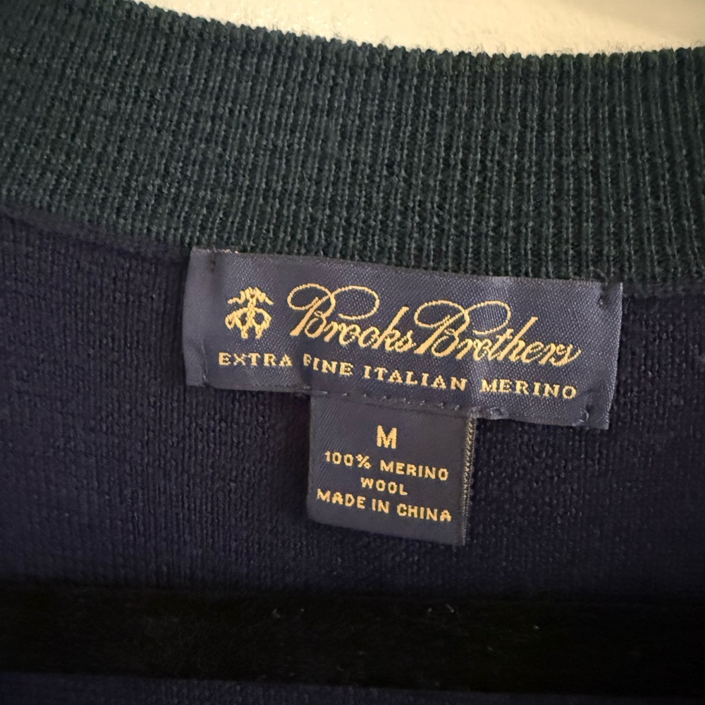 Brooks Brothers Navy and Dark Green Merino Wool Knit Vest - Picture 3 of 3